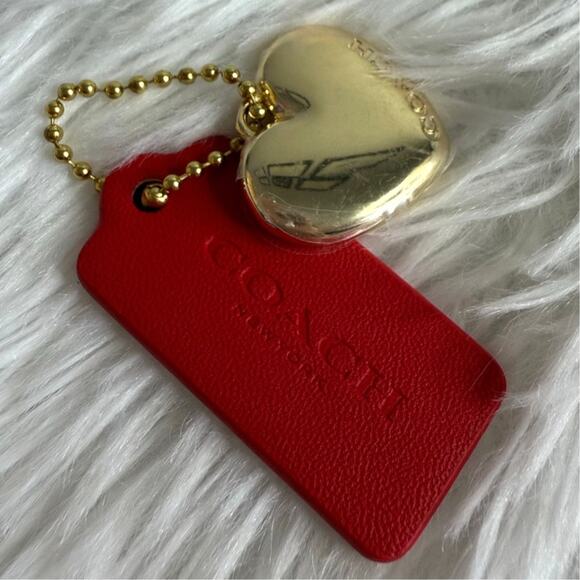 COACH Replacement Heart Metal & Hang Tag Bag - Picture 1 of 3